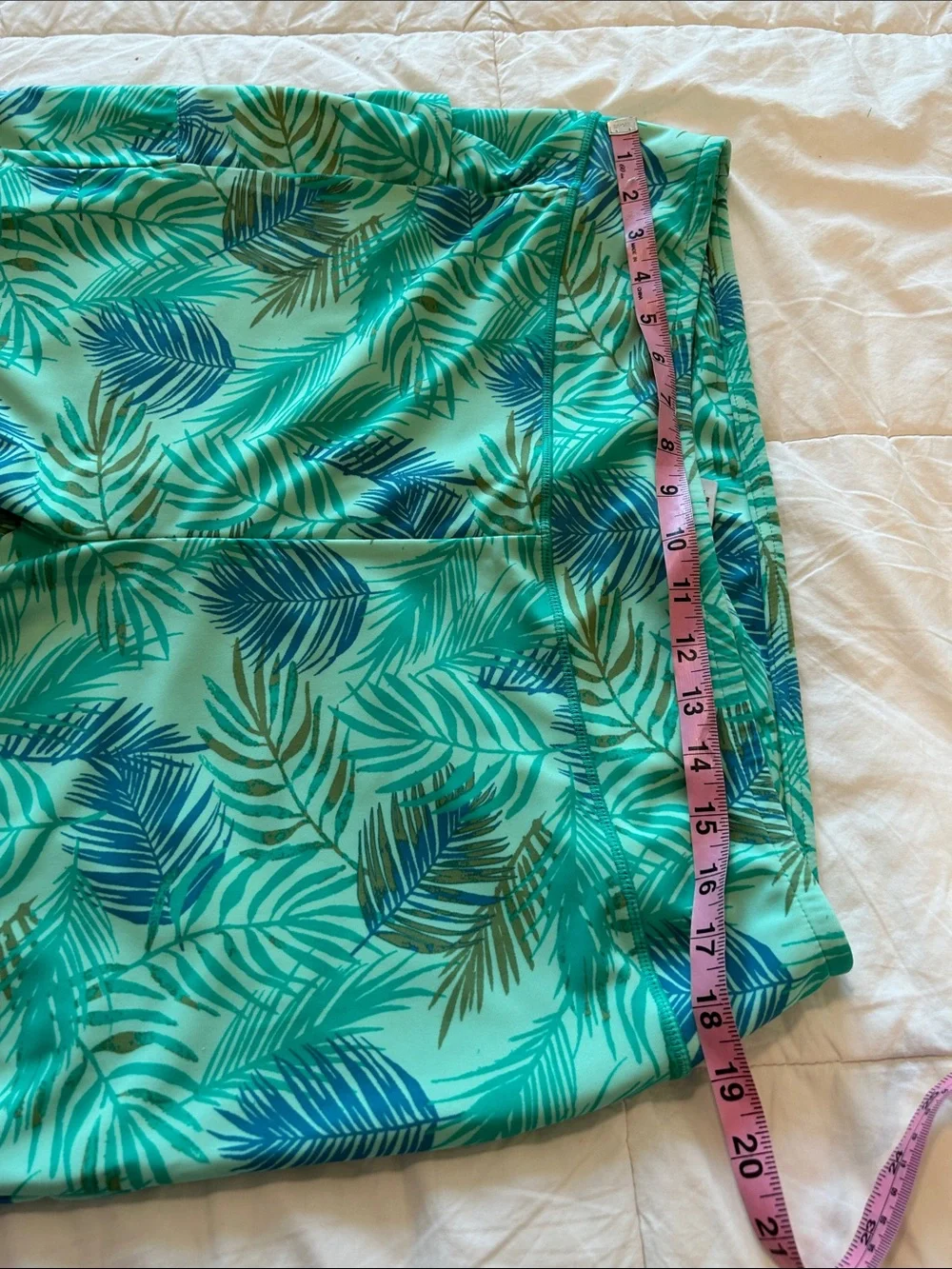 UV Skinz Tropical Leaf Capri Leggings